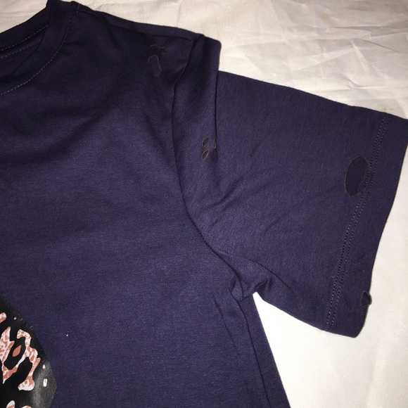 NWOT leopard lips women’s T-shirt - Picture 2 of 7